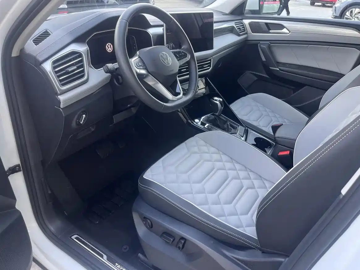 Volkswagen Tayron 2023 380TSI 4WD R-Line High-Performance Edition фото 2