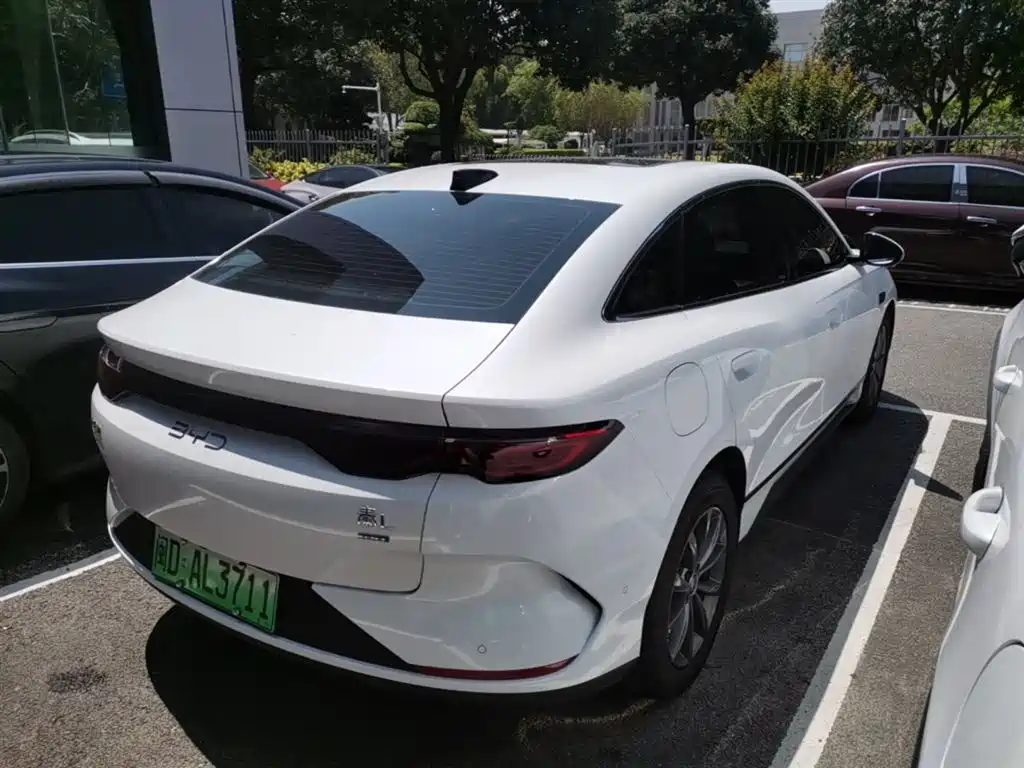 BYD Qin L 2025 EV 545KM Superior фото 12