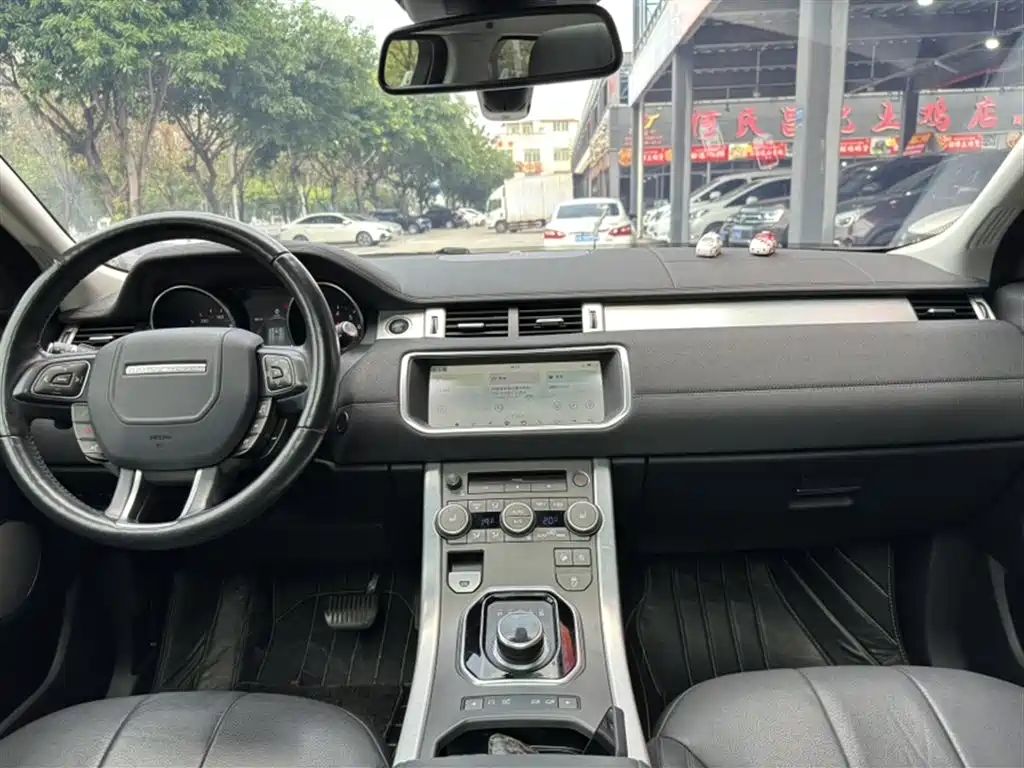Land Rover Range Rover Evoque 2018 240PS SE Smart Edition фото 6