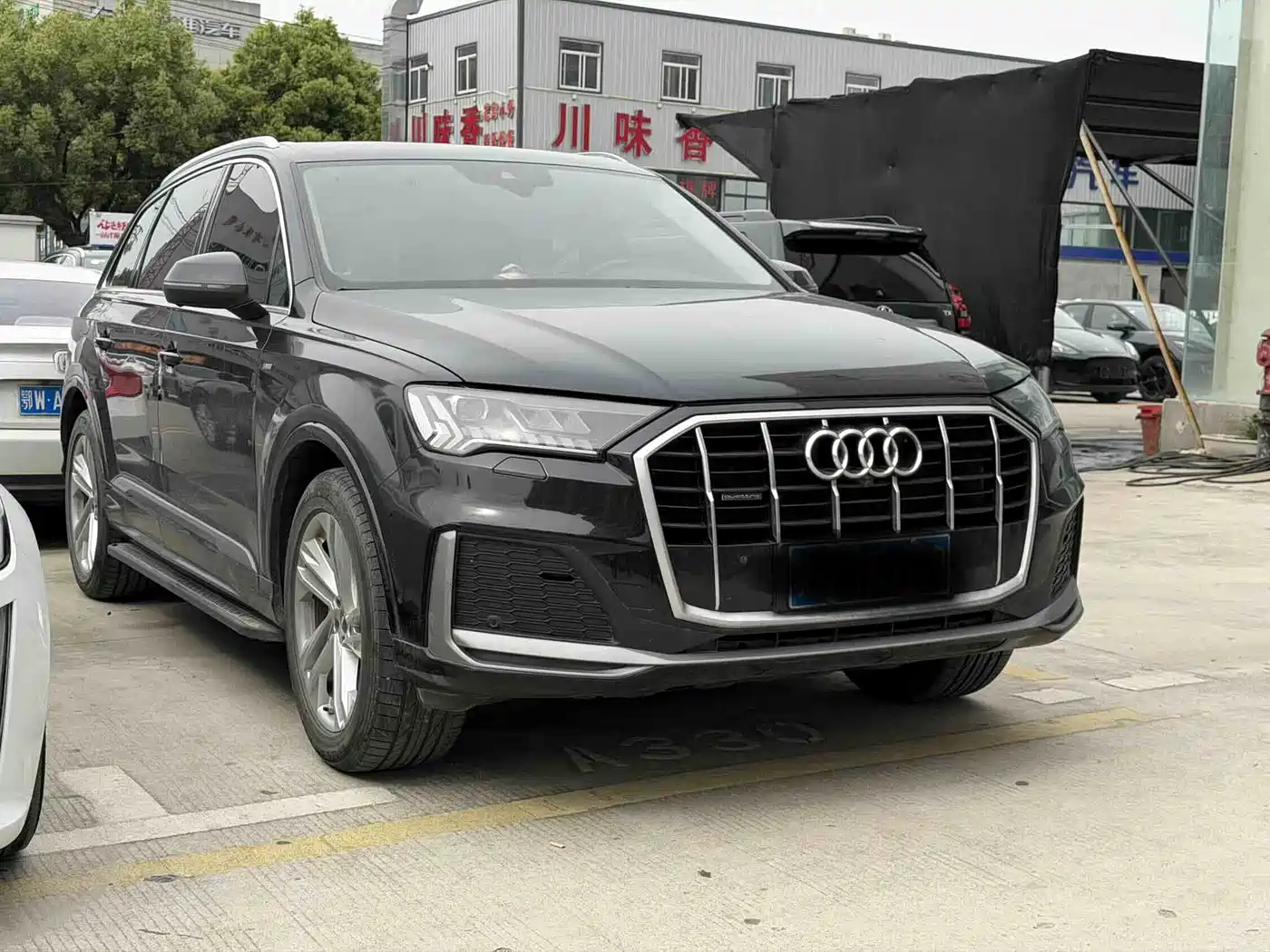AUDI Q7