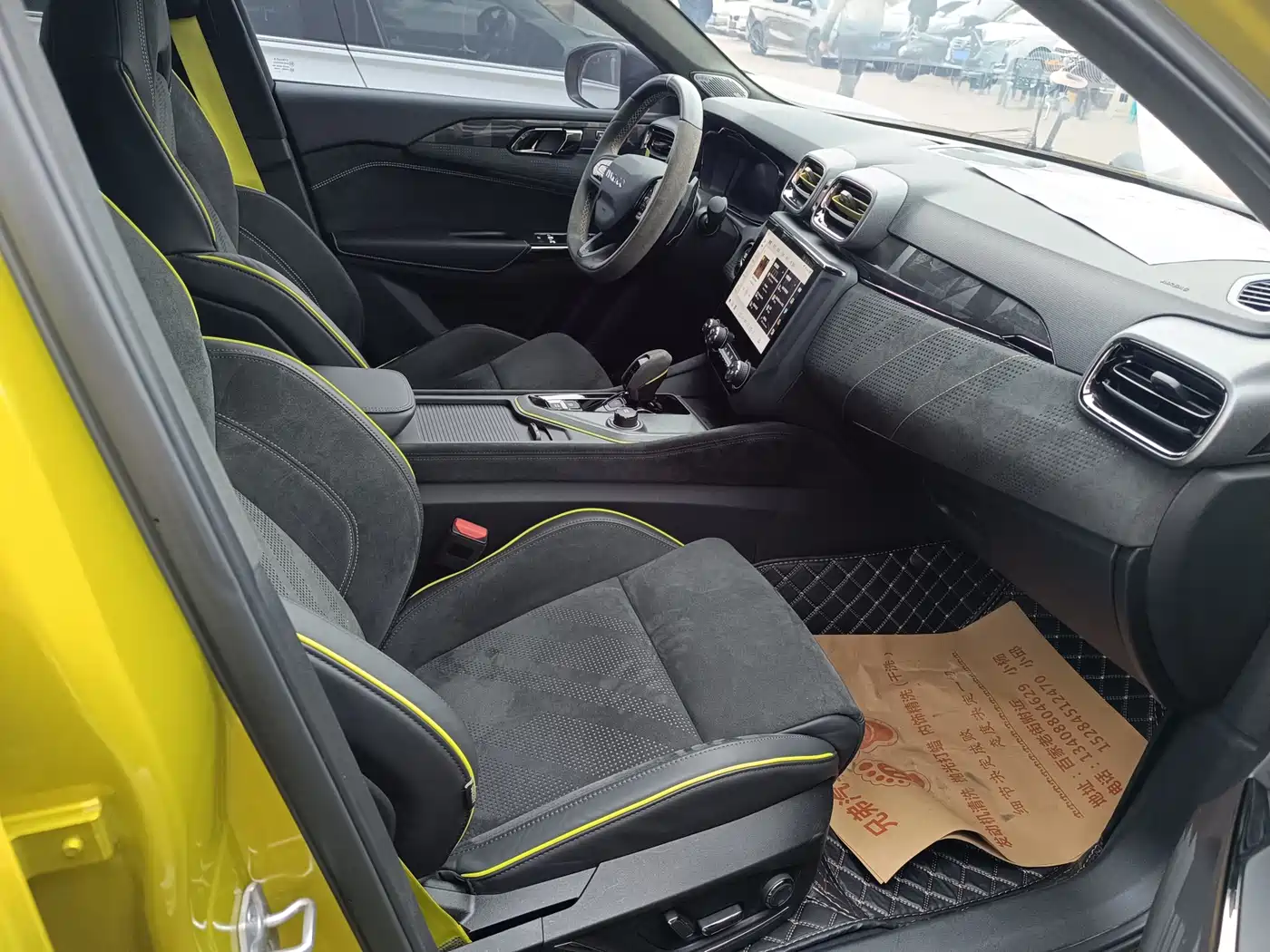 Lynk & Co 03 2022 03+ 2.0TD Auto Performance Package фото 13