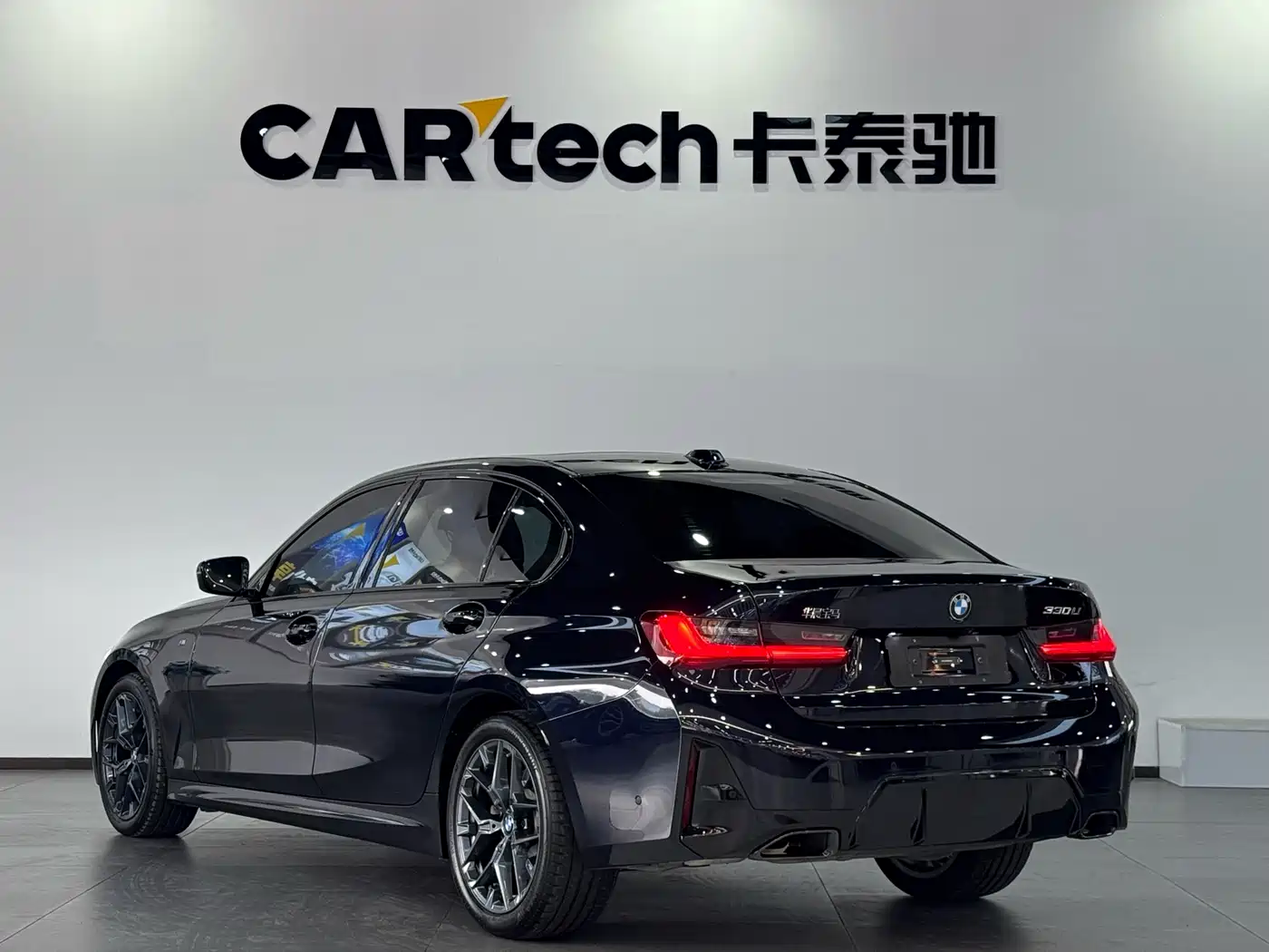 BMW 3 Series 2025 330Li M Sport Night Edition фото 27