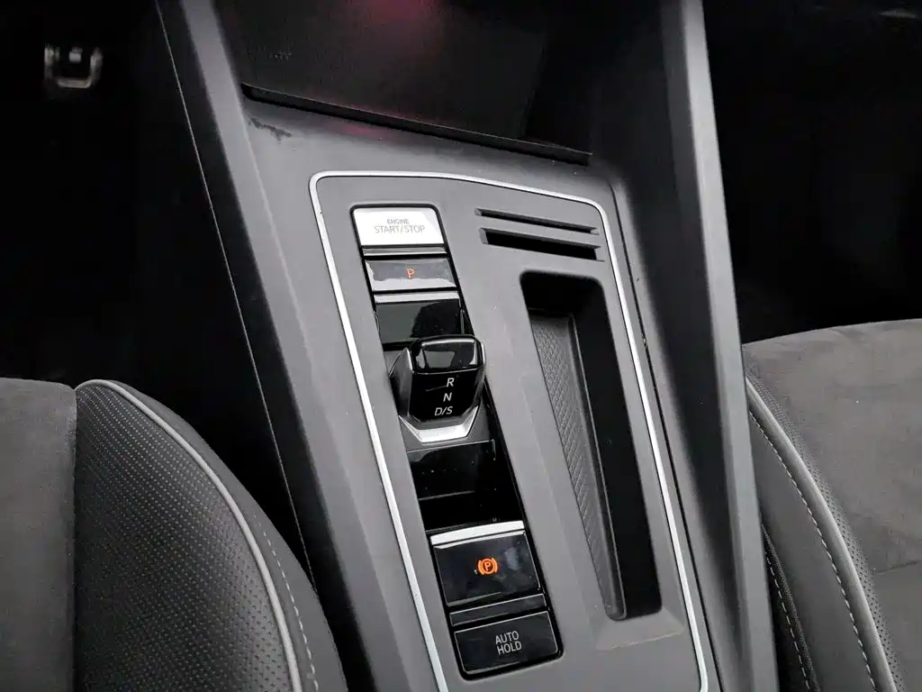 Photo 13 - Volkswagen Golf