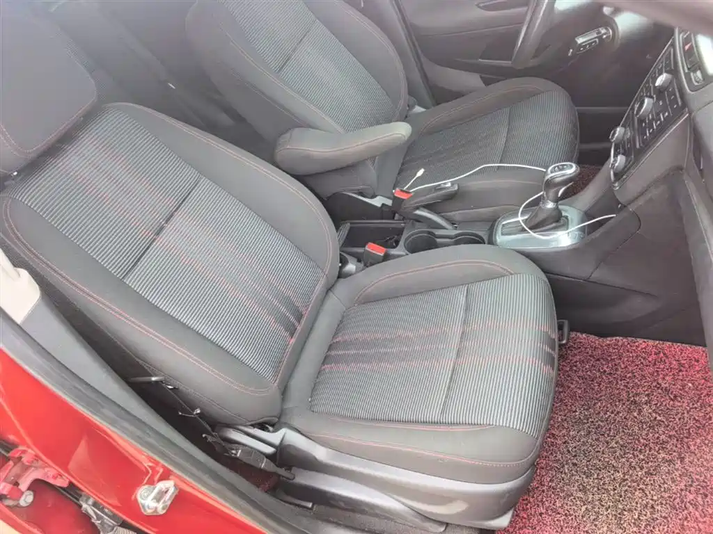 Buick Encore 2015 1.4T Automatic 2WD Urban Elite фото 25