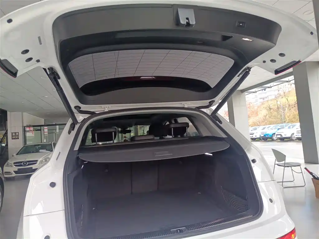 Audi Q5L 2020 Facelift 40 TFSI Honor Progressive фото 19