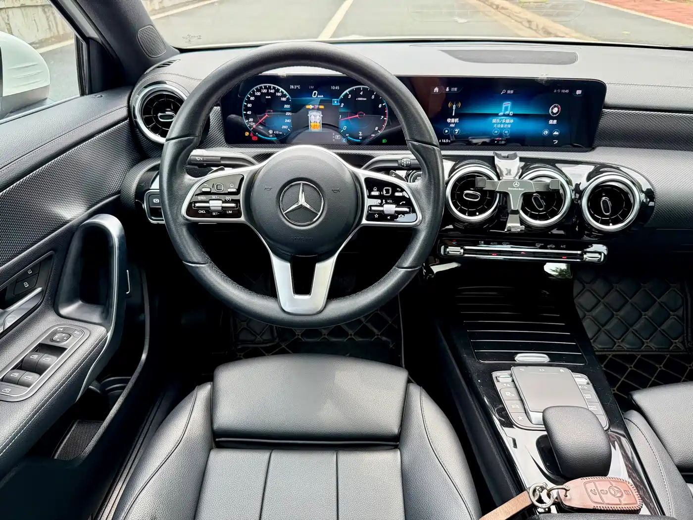 Mercedes-Benz A-Class 2020 Model Facelift A 180 L фото 28