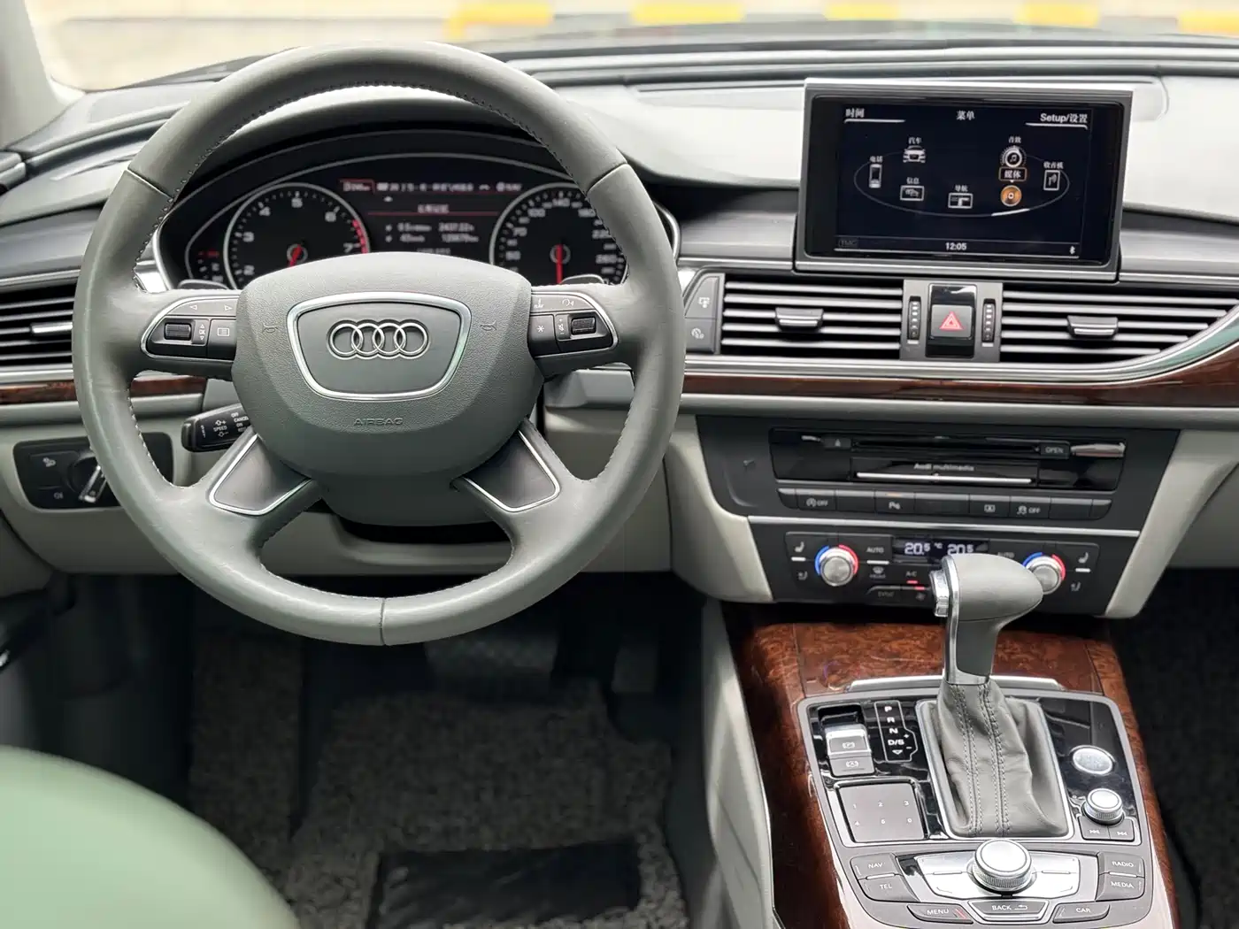 Audi A6L 2014 35 FSI Comfort фото 7