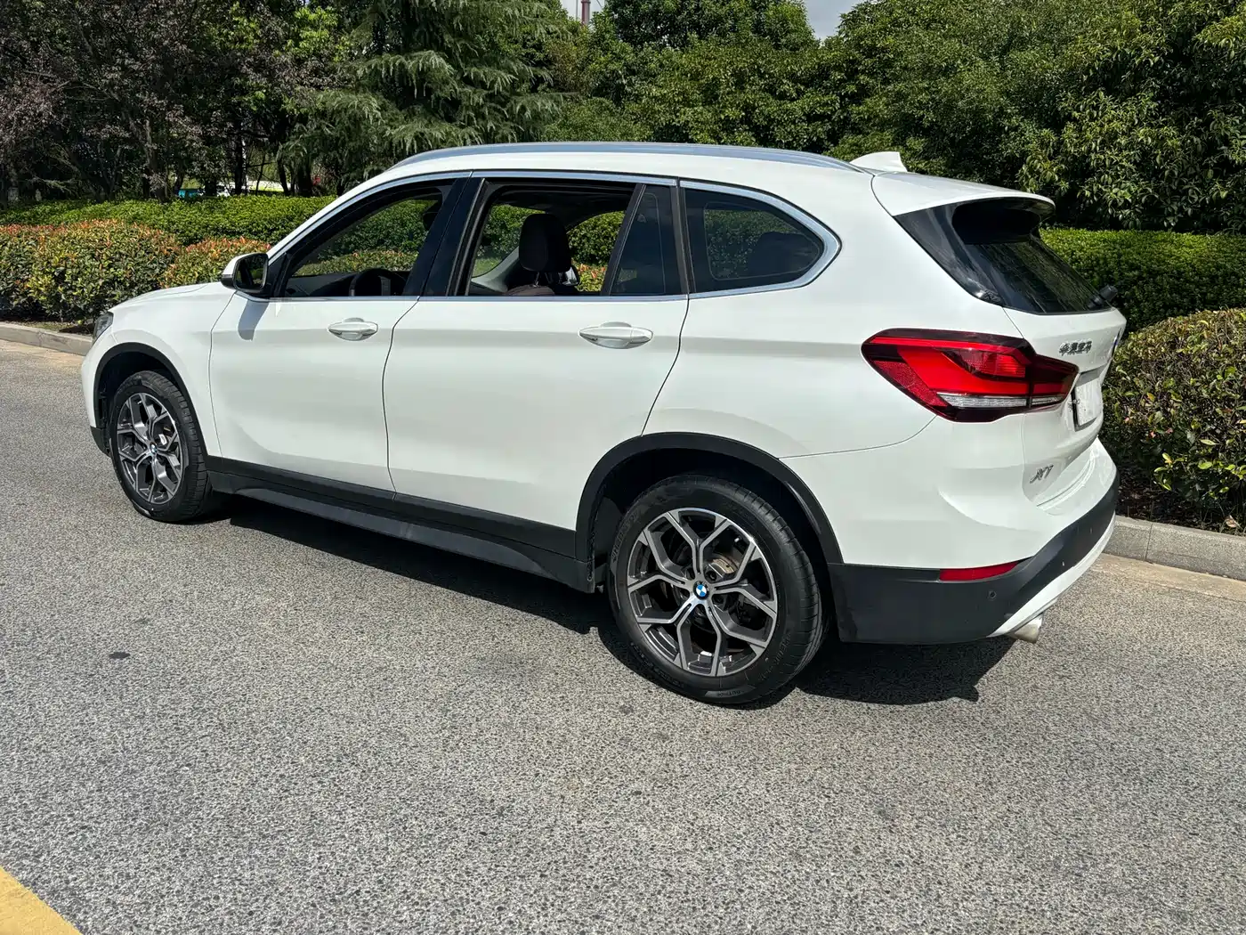 BMW X1 2021 sDrive25Li Leading фото 6