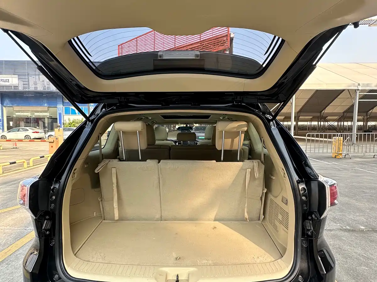 Toyota Highlander 2015 2.0T AWD Luxury Edition 7-seater фото 12