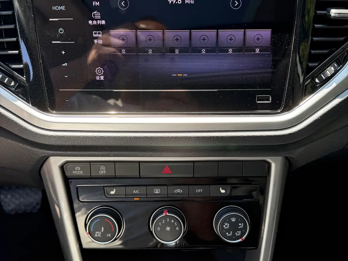 Volkswagen T-ROC 2022 280TSI DSG 2WD Elite PLUS фото 11
