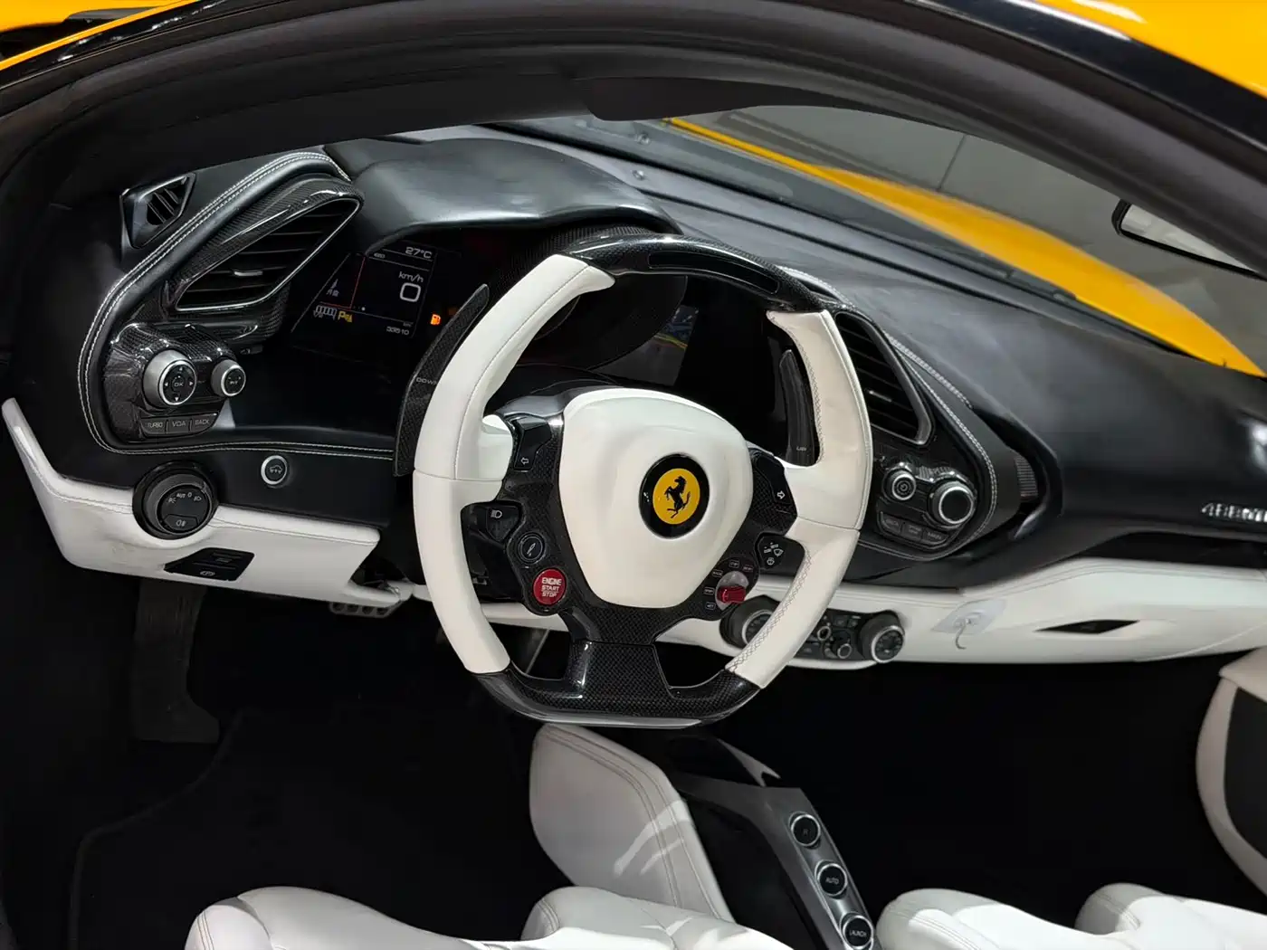 Ferrari 488 2015 488 GTB фото 17