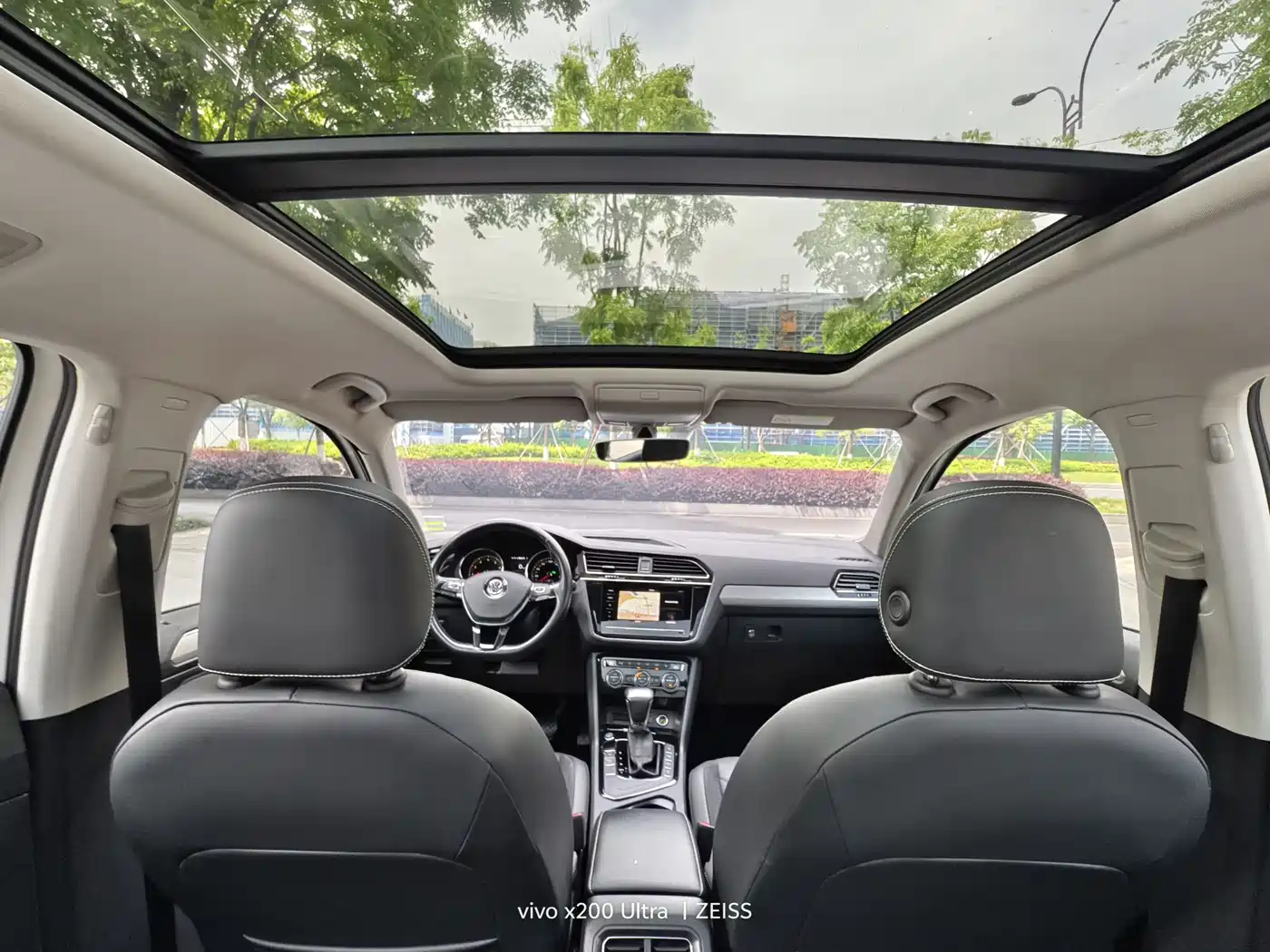 Volkswagen Tiguan L 2020 330TSI Auto 2WD Smart Luxury China VI фото 7