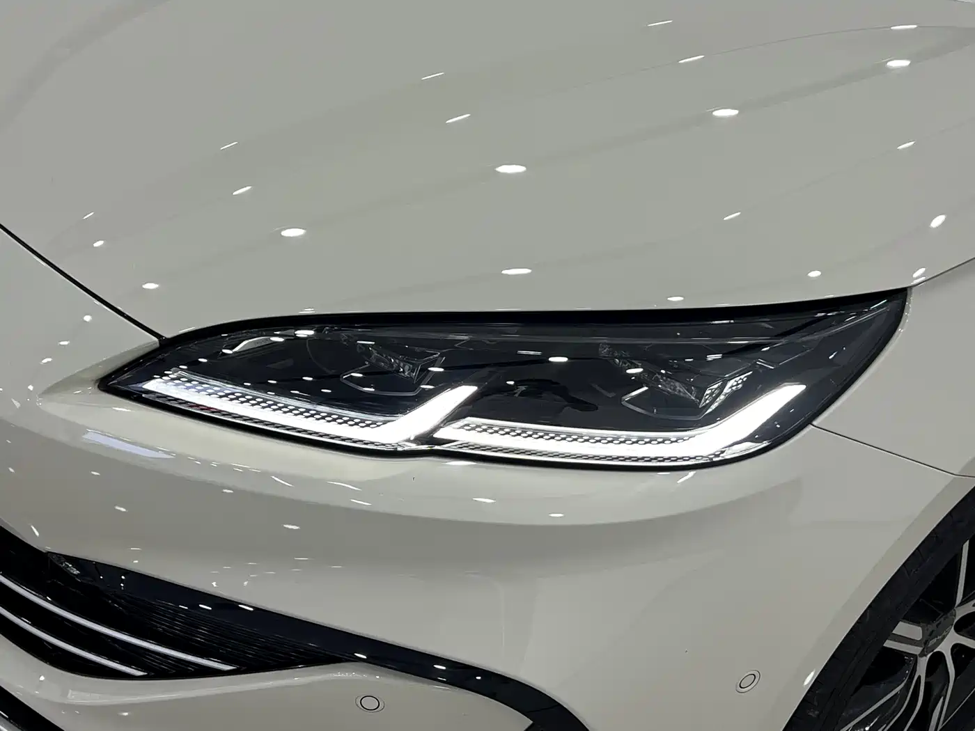 BYD Seal 06 New Energy 2025 DM-i Smart Drive Edition 120KM Luxury фото 3