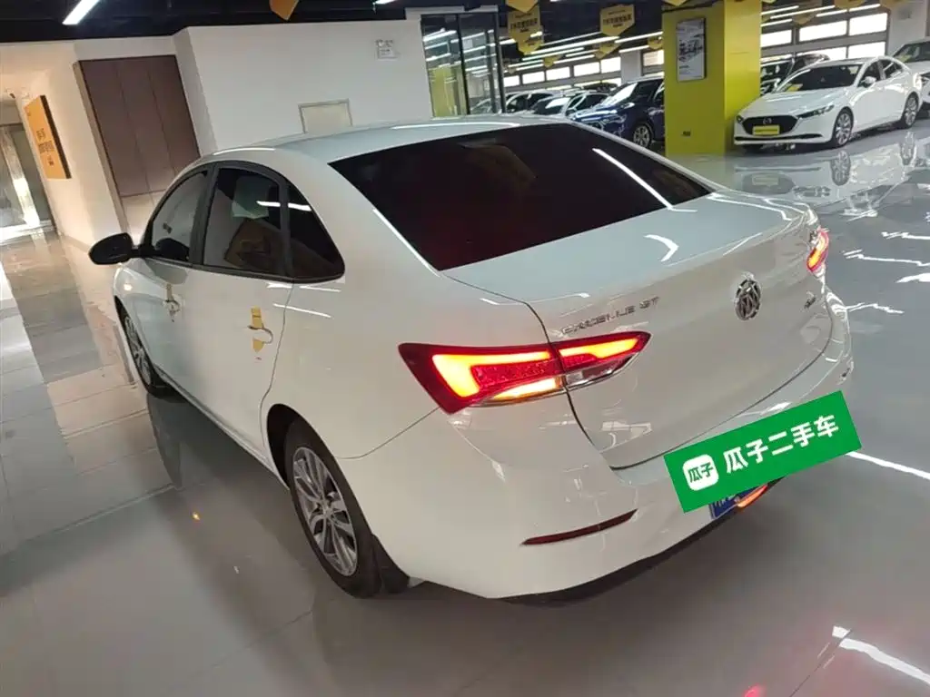 Buick Excelle 2021 Facelift 1.3T Auto Mild Hybrid Elite фото 5