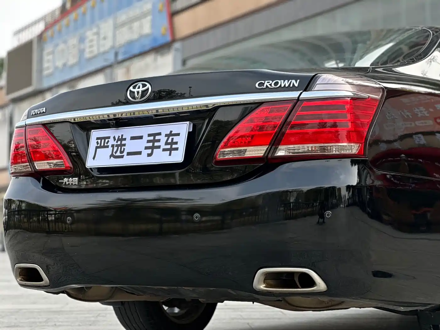 Toyota Crown 2012 2.5L Royal Leather Edition фото 18