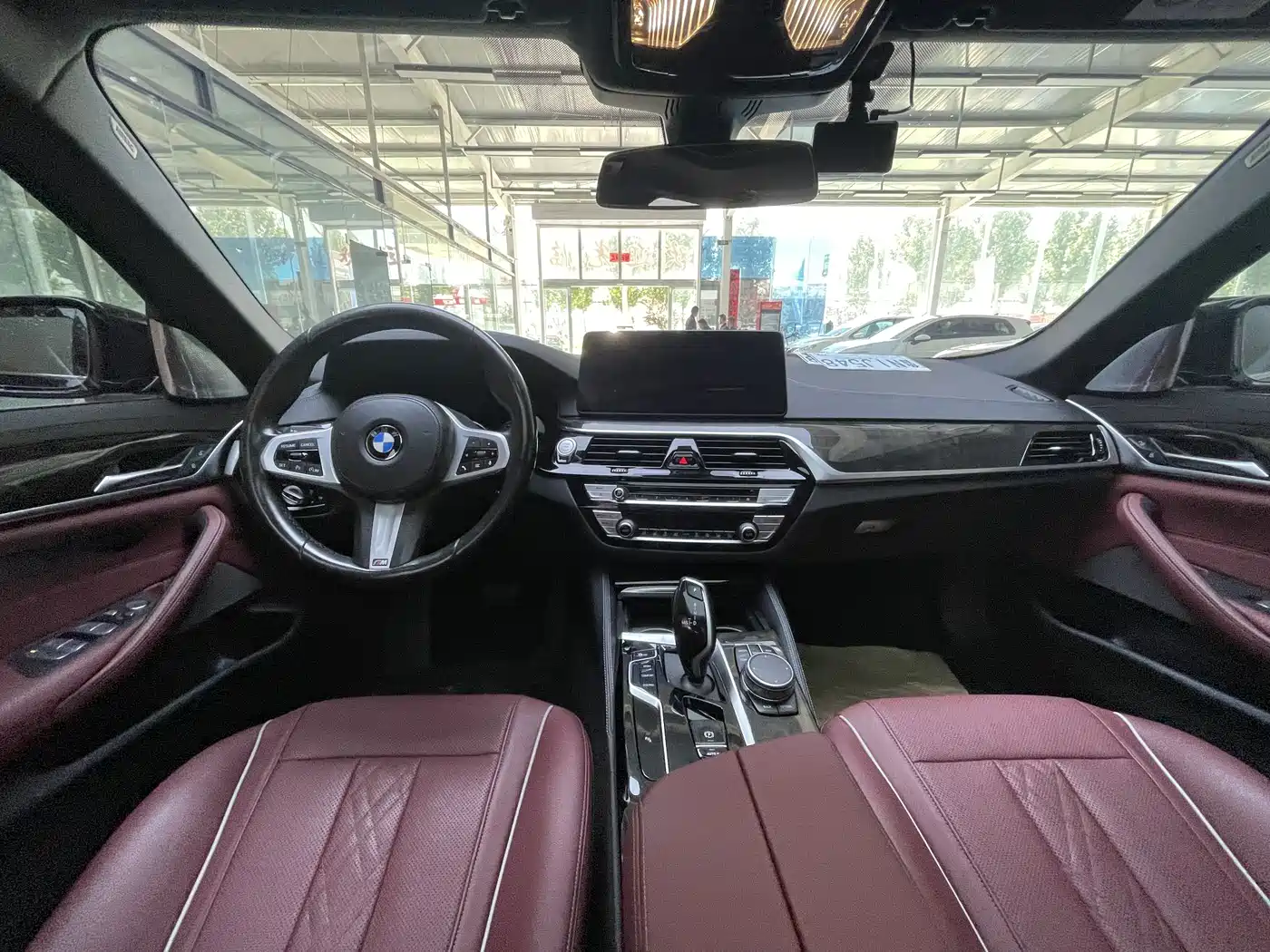 BMW 5 Series 2022 525Li M Sport Package фото 13