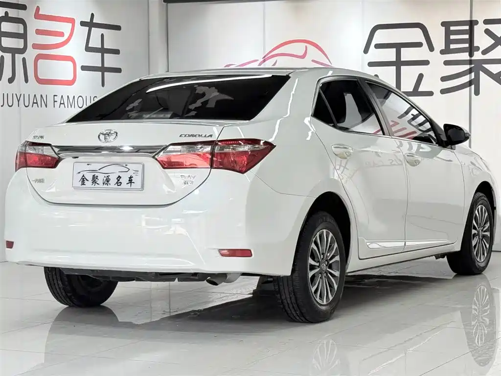 Toyota Corolla 2017 Facelift 1.2T S-CVT GL-i фото 6