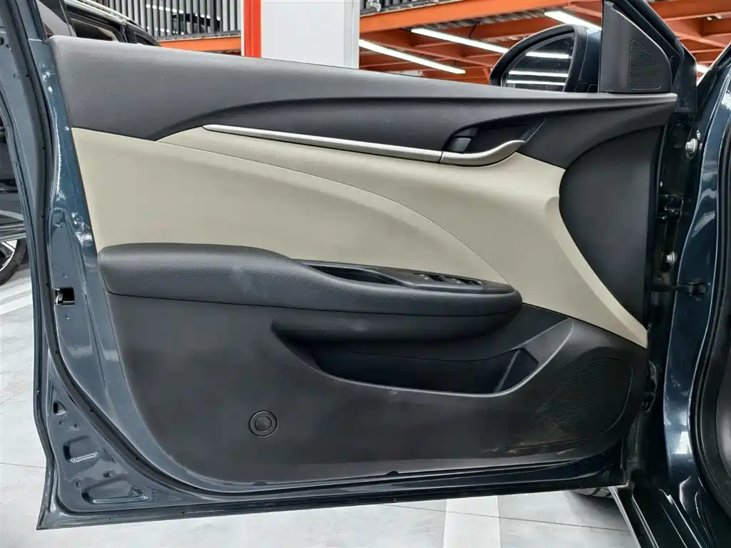 Buick Excelle 2021 Exemplar 1.5L Auto Elite фото 19