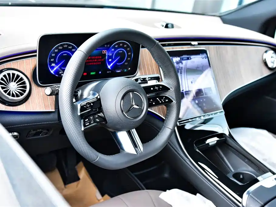 Mercedes-Benz EQE SUV 2024 500 4MATIC Pioneer Edition фото 13