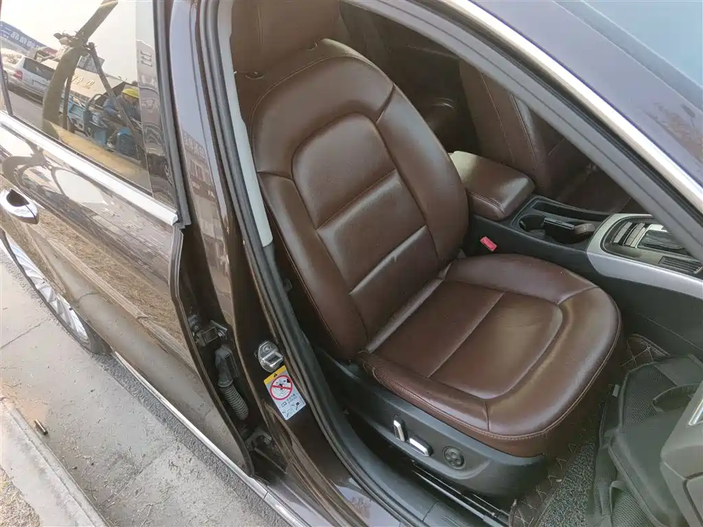 Audi A4L 2015 35 TFSI Auto Standard фото 20