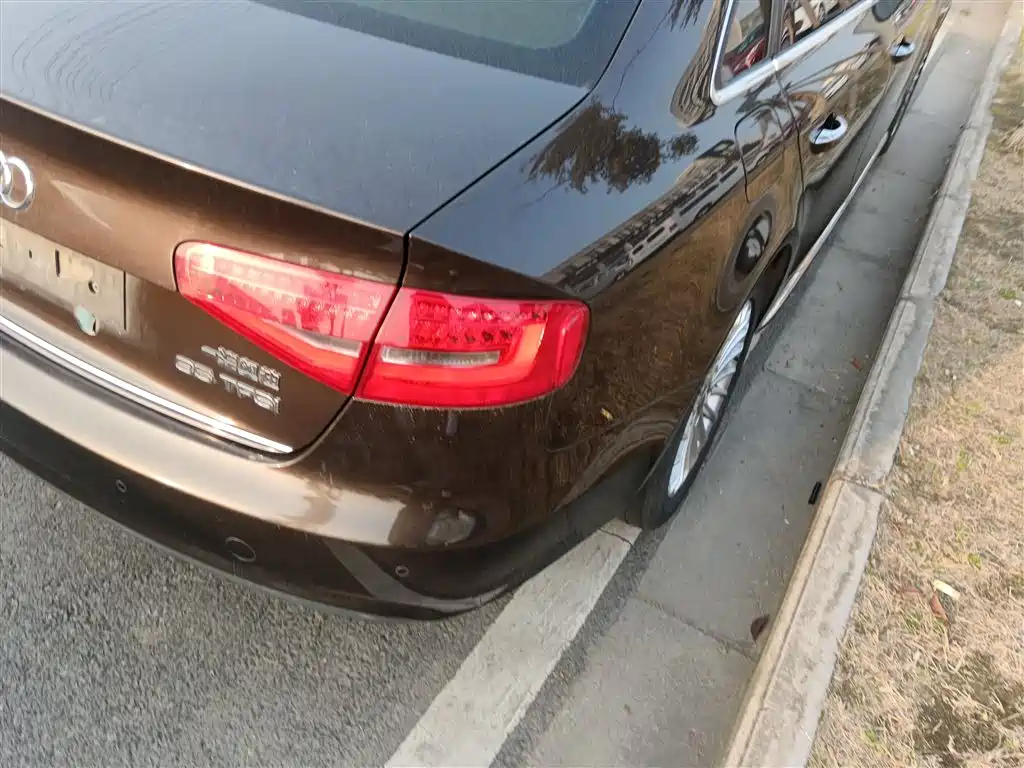 Audi A4L 2015 35 TFSI Auto Standard фото 24