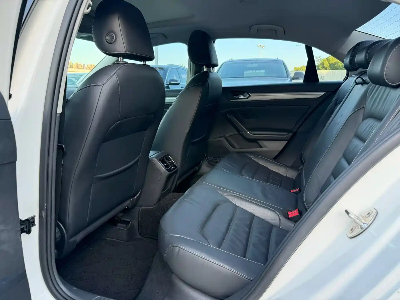 Volkswagen Lamando 2015 280TSI DSG Comfort фото 9