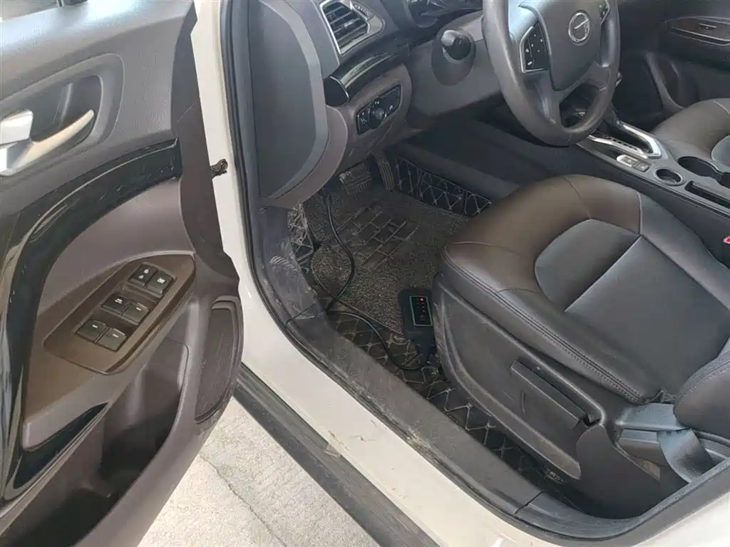 GAC Trumpchi Trumpchi GS4 2017 235T Automatic 2WD Elite фото 16