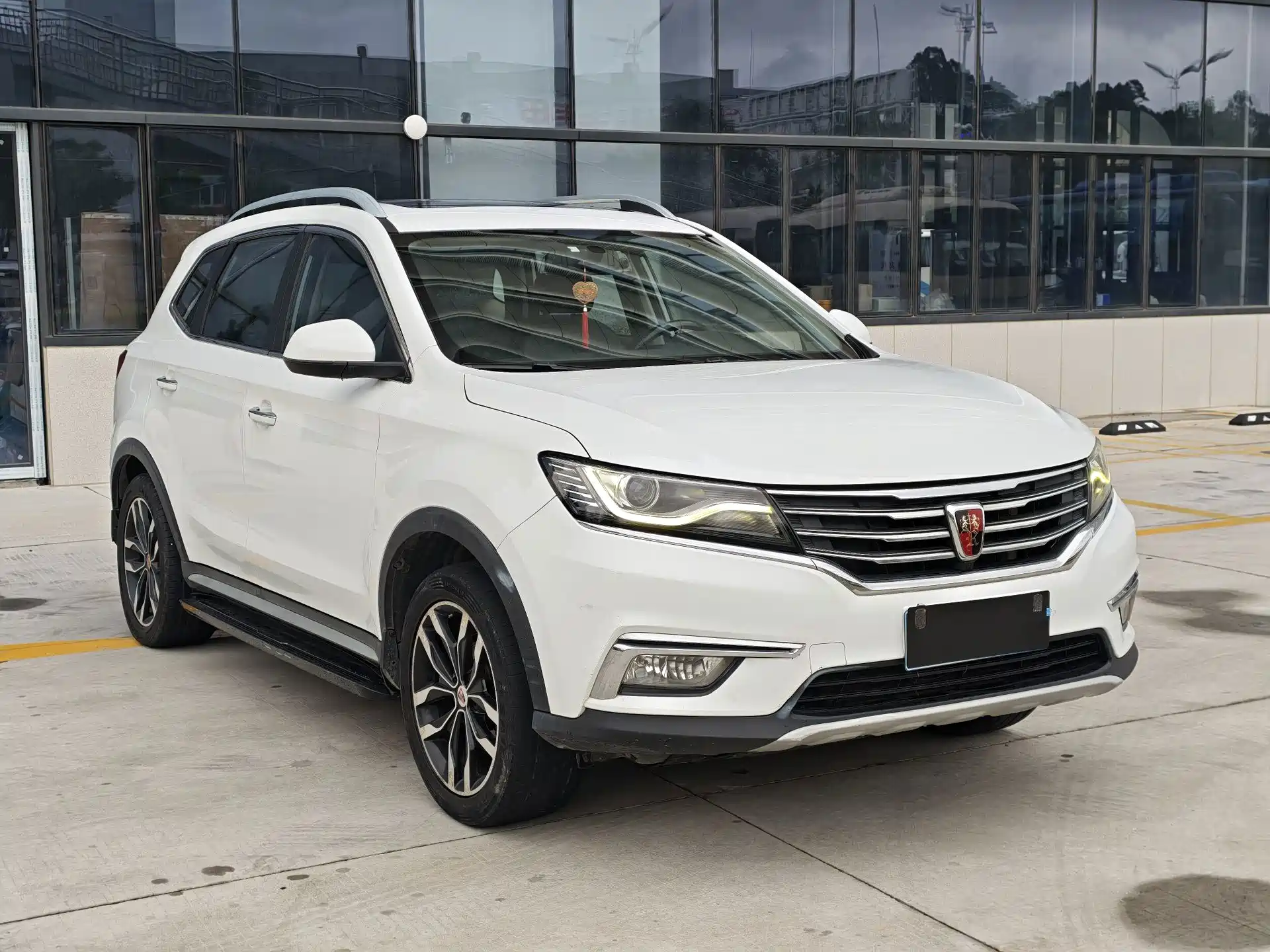 Фото 3 - Roewe RX5