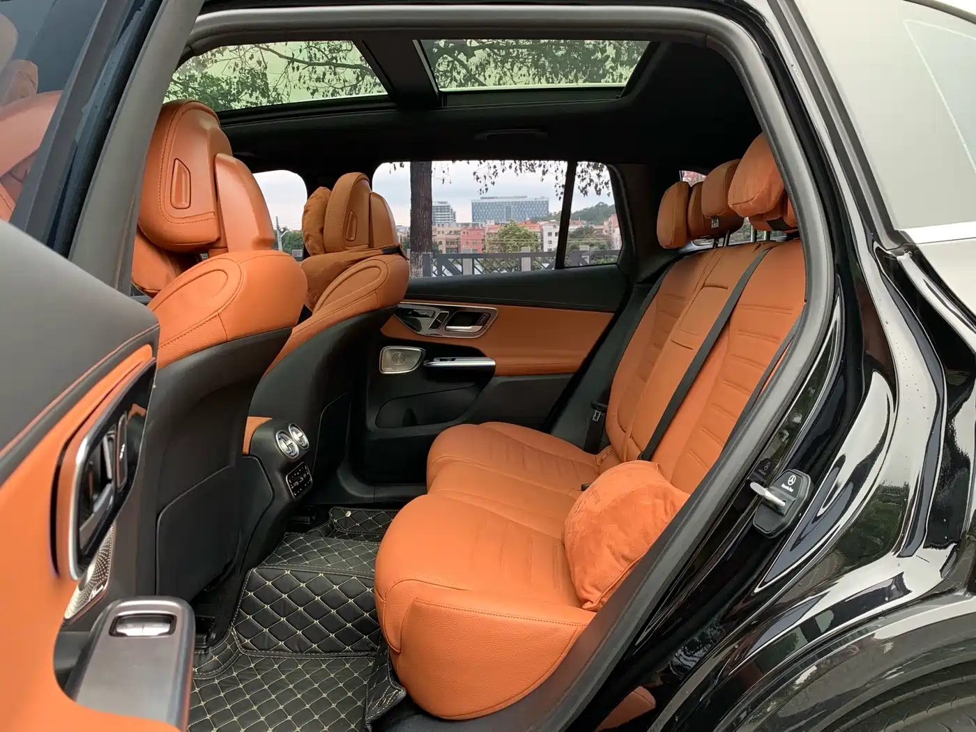 Mercedes-Benz GLC 2024 GLC 300 L 4MATIC Luxury 5-seater фото 15