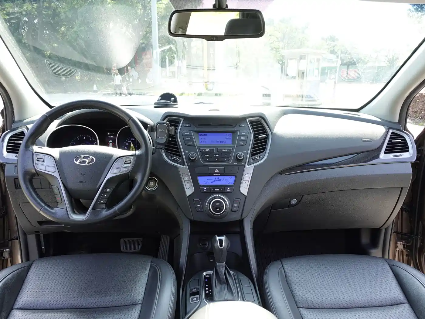 Hyundai Santa Fe 2013 Model 2.4L Automatic 2WD Smart фото 10