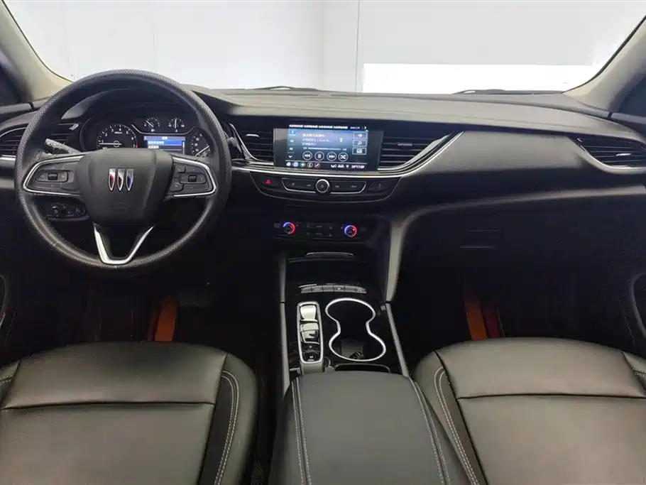 BUICK REGAL