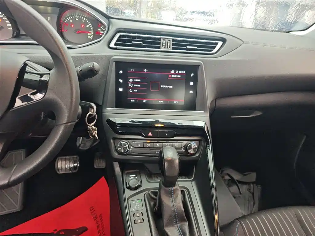 Peugeot 308 2016 1.6L Automatic Fashion фото 13