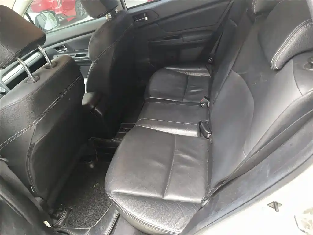 Subaru XV 2014 2.0i Elite фото 13