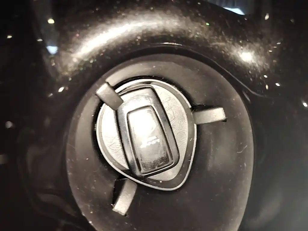 Toyota C-HR 2018 Model 2.0L Luxury Sunroof Version China V фото 9