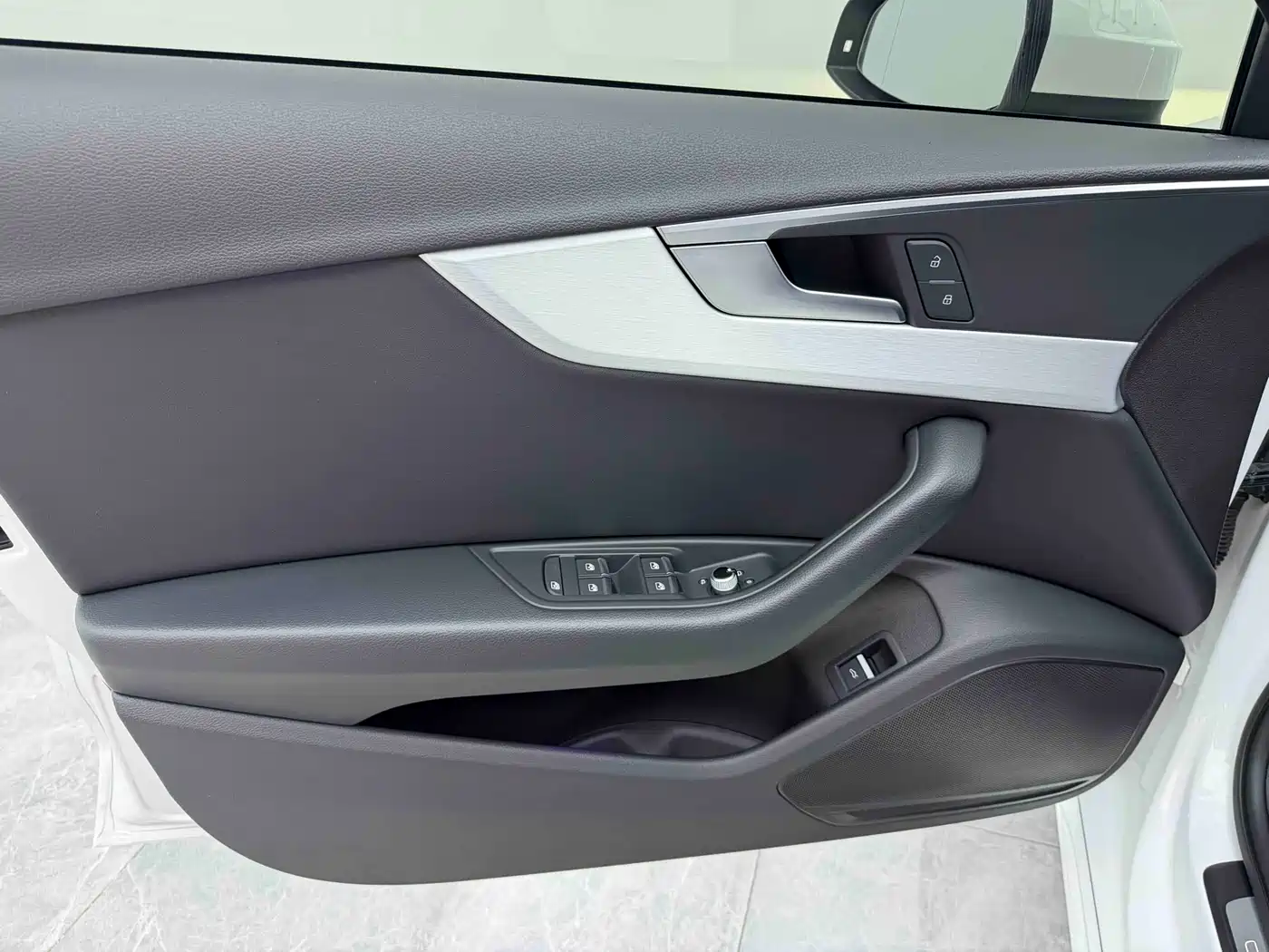 Audi A4L 2020 40 TFSI Fashion Dynamic Edition фото 14