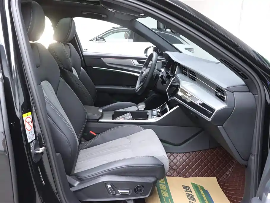Audi A6L 2024 45 TFSI Premium Dynamic фото 18