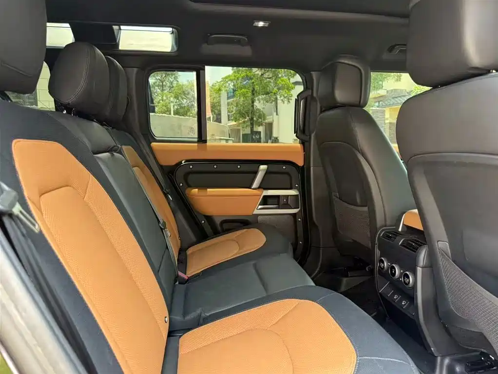 Land Rover Defender 2024 110 3.0T P400 X-DYNAMIC HSE фото 11