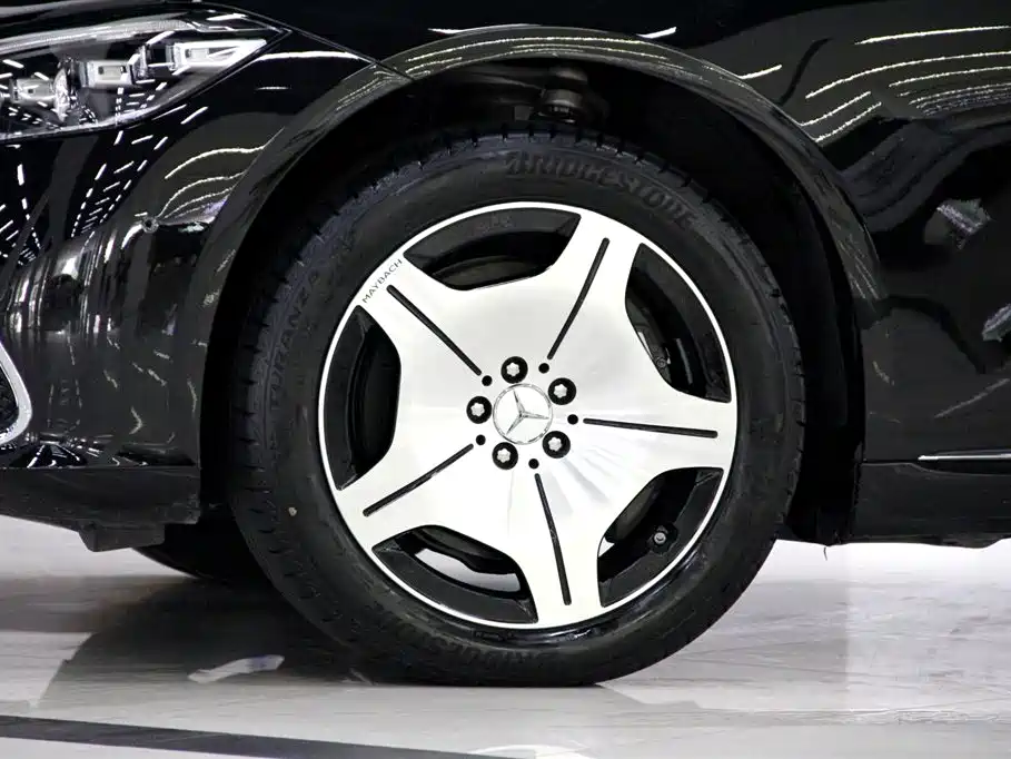 Mercedes-Benz Maybach S-Class 2025 Model S 480 4MATIC фото 30