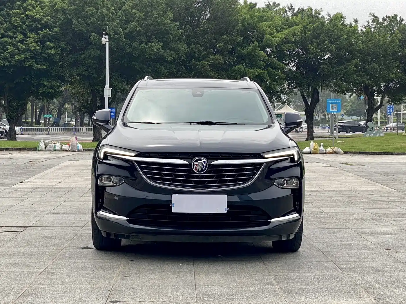 Buick Enclave 2022 652T 2WD Premium 7-Seater фото 2