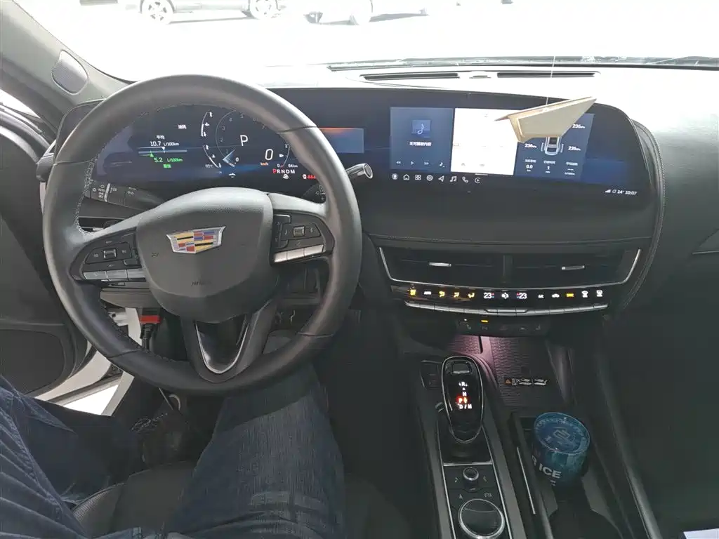 Cadillac CT5 2024 28T Luxury Model Pro фото 10