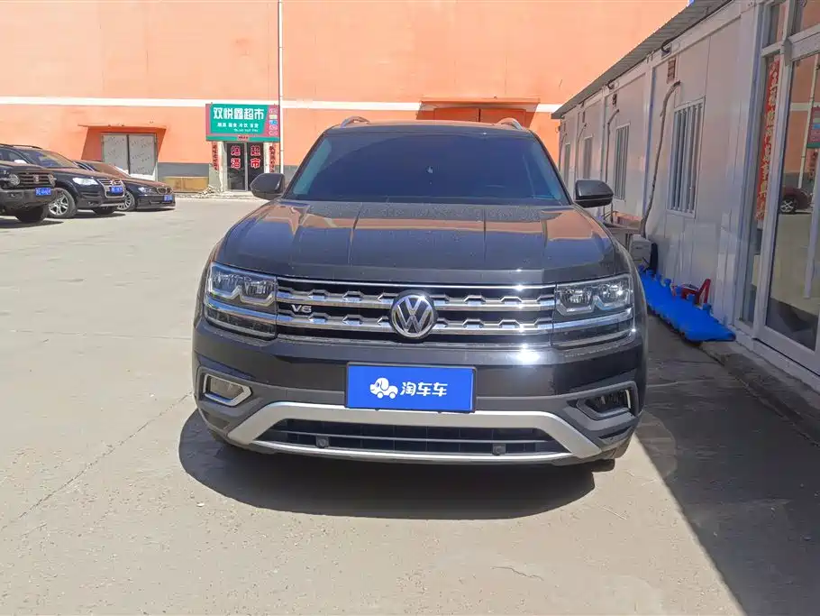 Volkswagen Teramont 2017 530 V6 4WD Luxury Edition фото 2