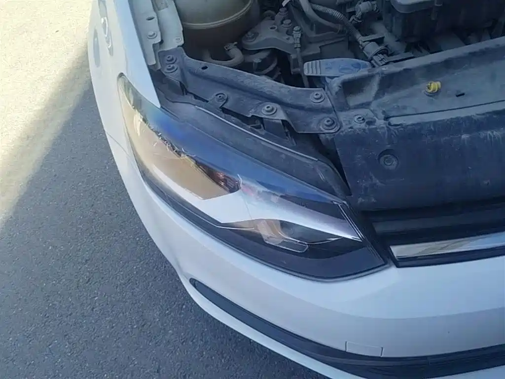Volkswagen Polo 2018 1.5L Auto Safe Drive фото 13