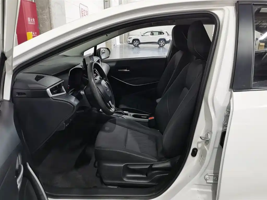 Toyota Corolla 2023 1.8L Smart Hybrid Dual Engine Pioneer Edition фото 10