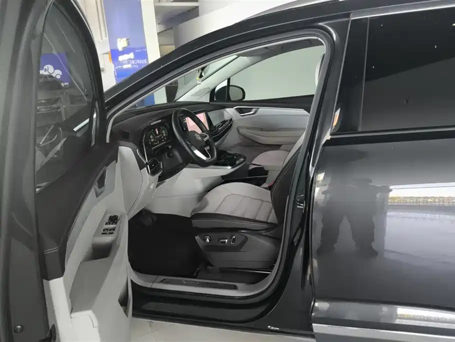 Volkswagen Talagon 2022 380TSI 4WD Luxury Premium Pro Edition 7-Seater фото 9