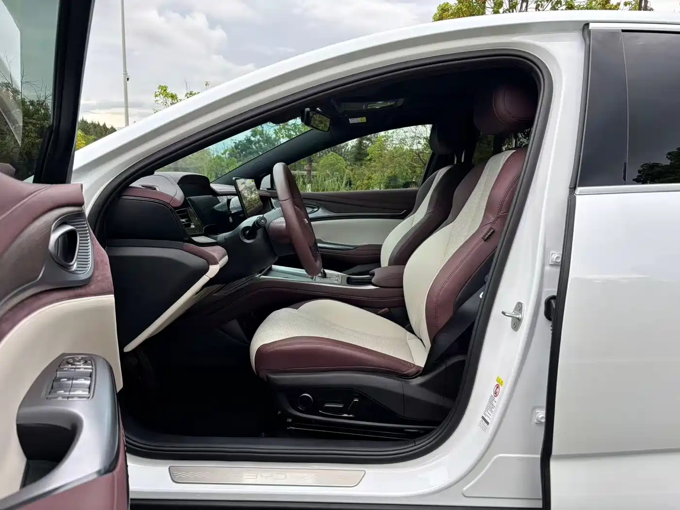 BYD Seal 2024 2023 DM-i 1.5T 121km Premium