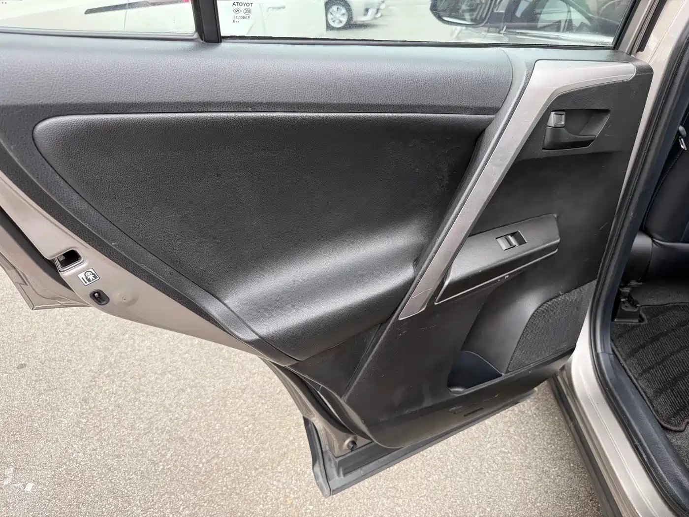 Toyota RAV4 Rongfang 2018 2.0L CVT 2WD Trend X Edition фото 23