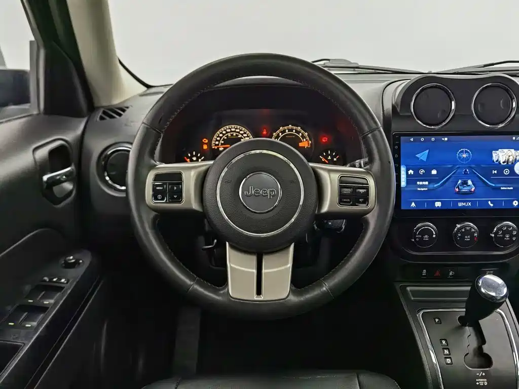 Jeep Patriot 2013 2014 2.4L Sport