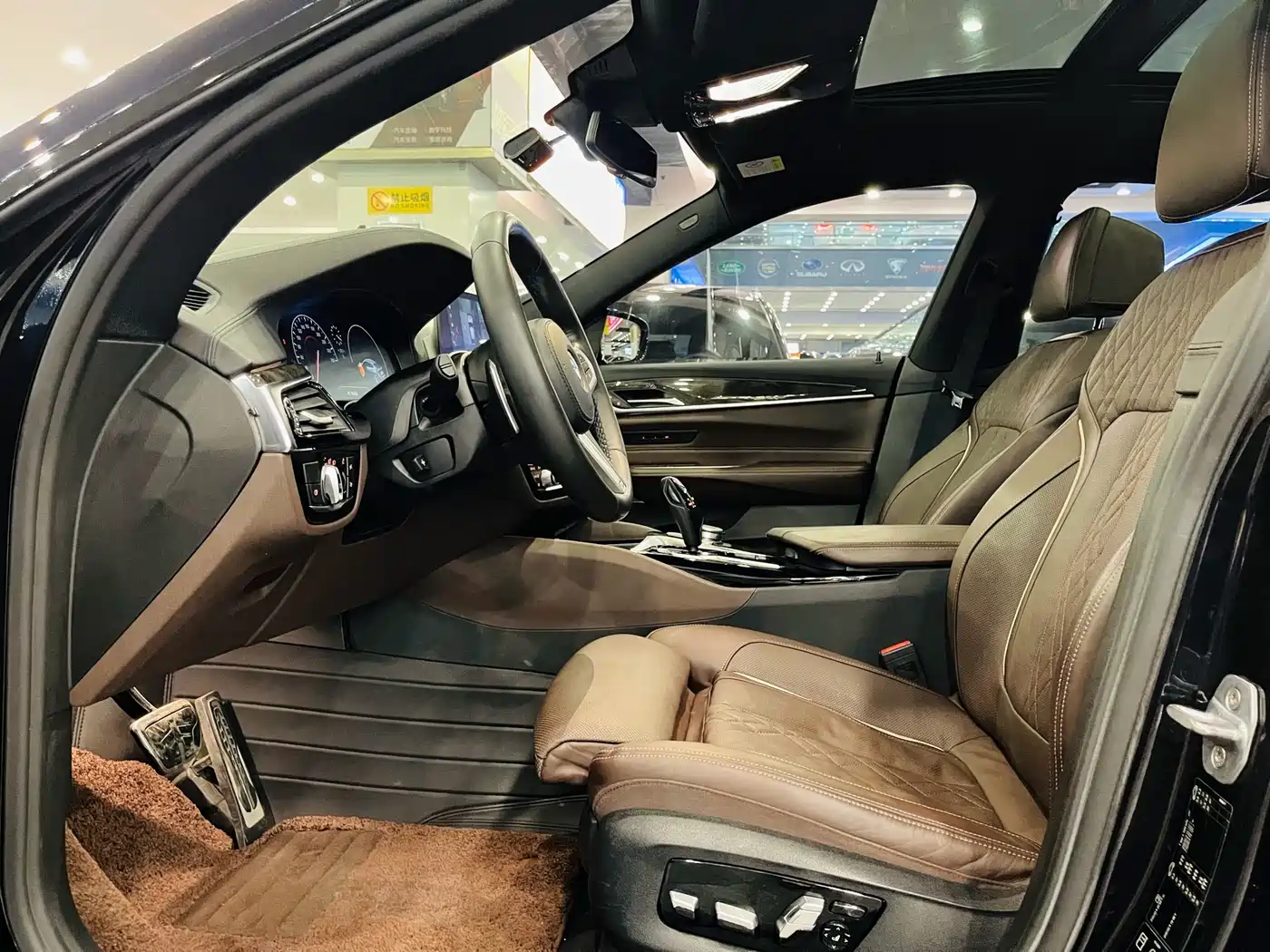 BMW 6 Series GT 2018 640i xDrive M Sport Package фото 3