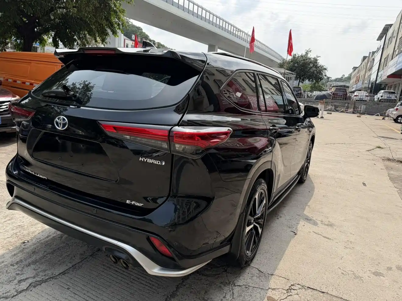 Toyota Crown Kluger 2022 2.5L HEV 4WD Luxury Edition фото 3
