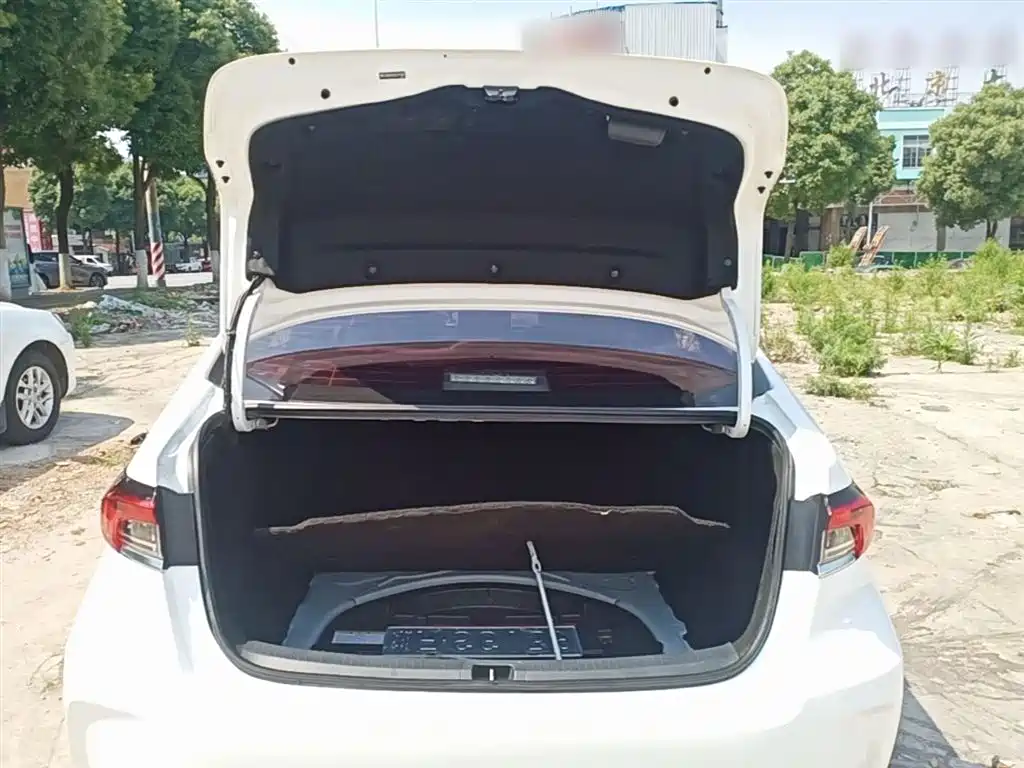 Toyota Corolla 2019 1.2T S-CVT Sport Edition фото 19